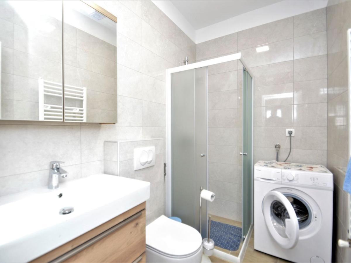 Apartment Bellevue - Pul332 By Interhome Pjescana Uvala Esterno foto