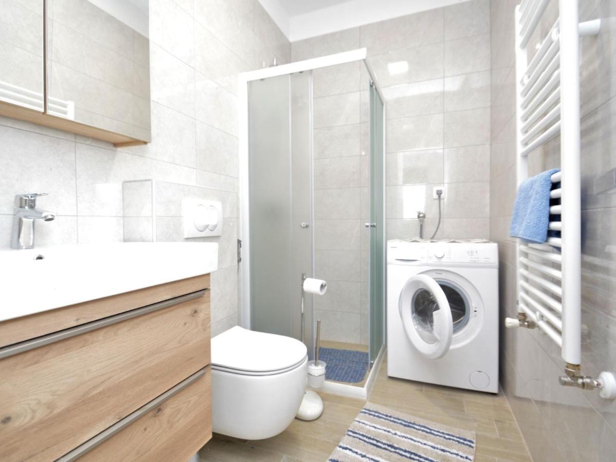 Apartment Bellevue - Pul332 By Interhome Pjescana Uvala Esterno foto